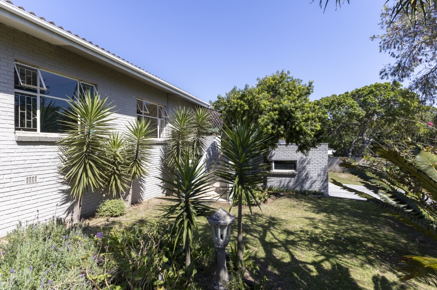 5 Bedroom Property for Sale in West Bank Eastern Cape